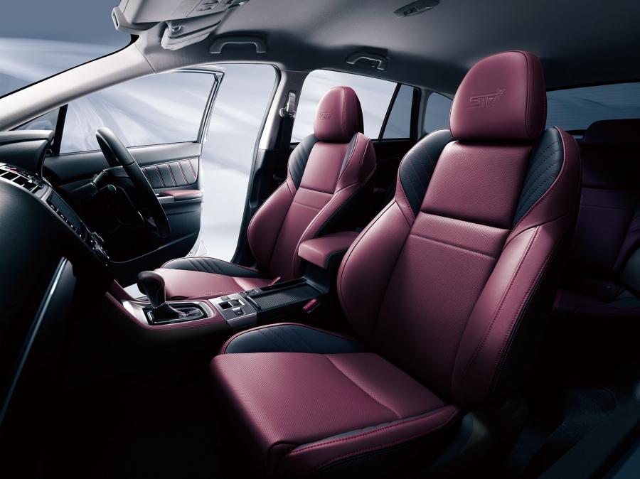 Интерьер Subaru Levorg STI Sport 2016 года  (фото 6 из 14)